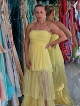 Cargar imagen en el visor de la galería, Vestido yellow tull
